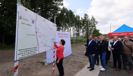 Toruń połączony z Lubiczem