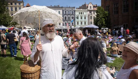 Śniadanie na trawie 