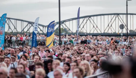 Dni Torunia 2025: koncert TOS na Bulwarze Filadelfijskim