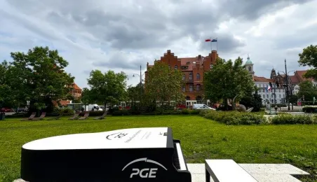 Mamy plenerowy fortepian w Toruniu