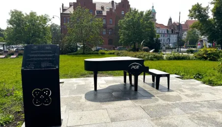 Mamy plenerowy fortepian w Toruniu