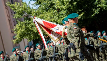 Promocja oficerska na Rynku Staromiejskim