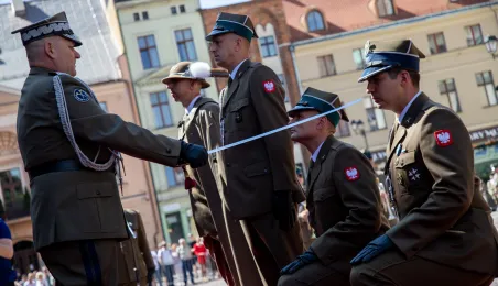 Promocja oficerska na Rynku Staromiejskim