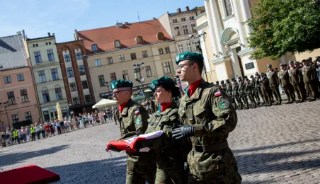 Promocja oficerska na Rynku Staromiejskim