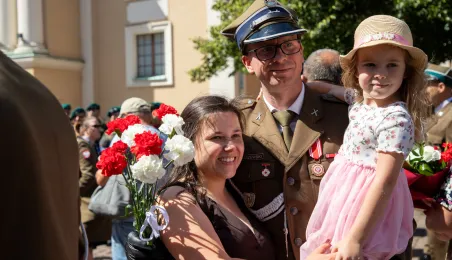 Promocja oficerska na Rynku Staromiejskim