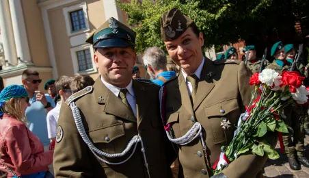 Promocja oficerska na Rynku Staromiejskim