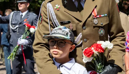 Promocja oficerska na Rynku Staromiejskim