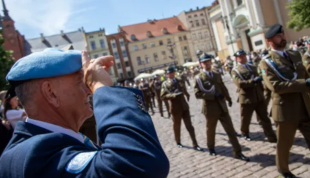 Promocja oficerska na Rynku Staromiejskim