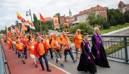 Pożegnanie Pieszej Pielgrzymki Diecezji Toruńskiej na Jasną Górę 2025