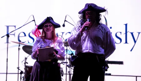 9. Festiwal Wisły - powitanie flisaków w Toruniu