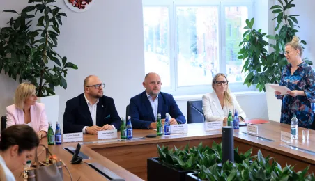 Podpisanie umowy na dofinansowanie do utworzenia Zakładu Aktywności Lokalnej w Toruniu