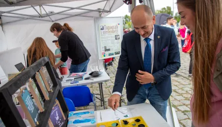 Odkrywcy - piknik naukowy przy CN Młyn Wiedzy