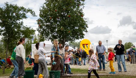 Odkrywcy - piknik naukowy przy CN Młyn Wiedzy
