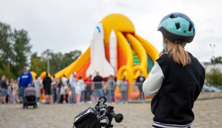 Odkrywcy - piknik naukowy przy CN Młyn Wiedzy