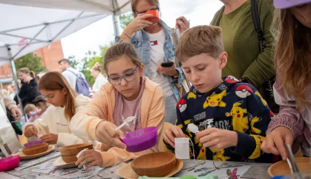 Odkrywcy - piknik naukowy przy CN Młyn Wiedzy