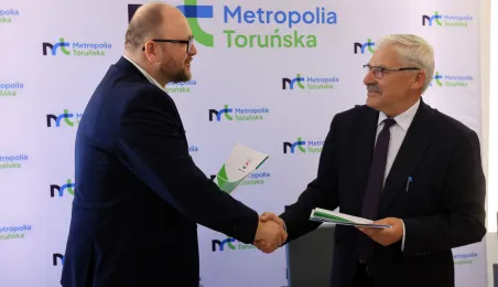 Podpisanie porozumienia dot. połączenia autobusowego z Łysomicami