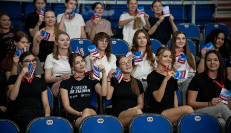 Cheerleading to sport