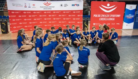 Cheerleading to sport