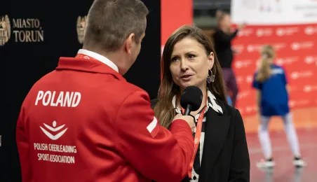 Cheerleading to sport