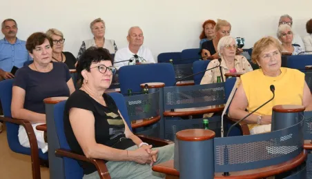 „60+ z PTTK” z wizytą w Urzędzie Miasta Torunia