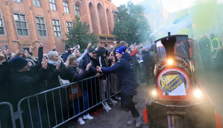 W czwartkowy wieczór (2 października) drużyna PRES Grupa Deweloperska Toruń spotkała się z kibicami na Rynku Staromiejskim.