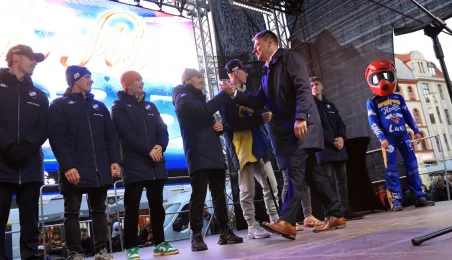 W czwartkowy wieczór (2 października) drużyna PRES Grupa Deweloperska Toruń spotkała się z kibicami na Rynku Staromiejskim.