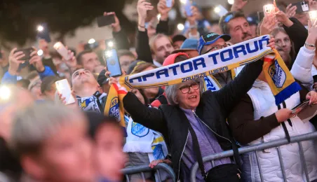 W czwartkowy wieczór (2 października) drużyna PRES Grupa Deweloperska Toruń spotkała się z kibicami na Rynku Staromiejskim.