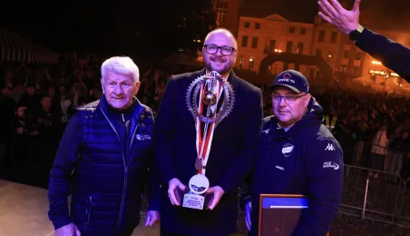 W czwartkowy wieczór (2 października) drużyna PRES Grupa Deweloperska Toruń spotkała się z kibicami na Rynku Staromiejskim.