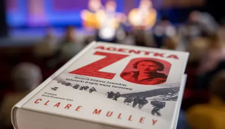 Spotkanie z Clare Mulley, autorką książki "Agentka Zo. Historia Elżbiety Zawackiej"