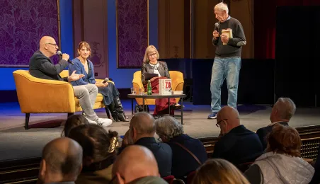 Spotkanie z Clare Mulley, autorką książki "Agentka Zo. Historia Elżbiety Zawackiej"