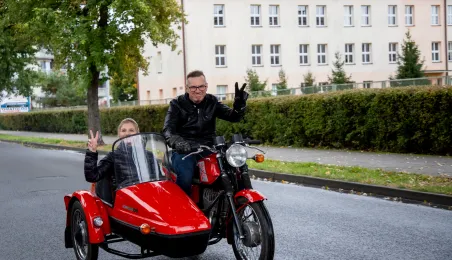 70 lat toruńskiej "Samochodówki", parada