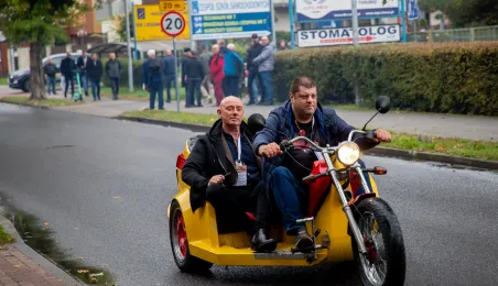 70 lat toruńskiej "Samochodówki", parada