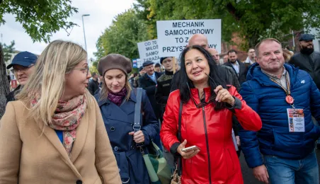 70 lat toruńskiej "Samochodówki", parada