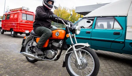 70 lat toruńskiej "Samochodówki", parada