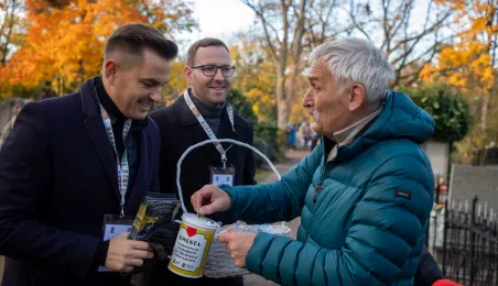 Coroczna kwesta na renowację nagrobków na cmentarzu św.Jerzego