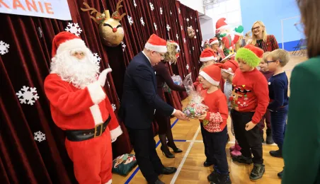 X Integracyjne Spotkanie Mikołajkowe w ZS nr 19, 4.12.2025