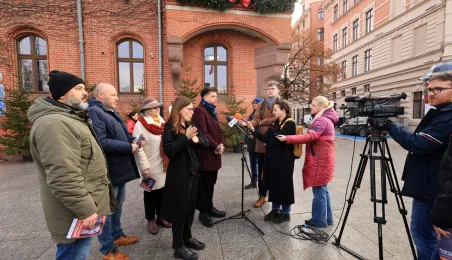 Toruń realizuje kampanię „Przejrzyj się w ich oczach”