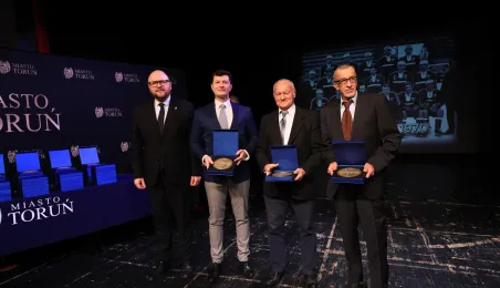 Toruń świętuje 100-lecie hokeja na lodzie