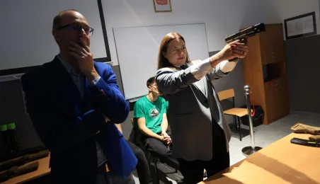 W Zespole Szkół Inżynierii Środowiska otwarto trzecią wirtualną strzelnicę. To kolejny krok miasta w rozwijaniu nowoczesnej edukacji obronnej i proobronnej młodzieży.
