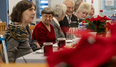 Z życzeniami dla mieszkańców i pracowników Domu Pomocy Społecznej w Toruniu