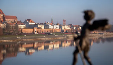 Anielski strażnik ruchu i zdrowia na moście, 19.12.2025