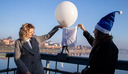 Anielski strażnik ruchu i zdrowia na moście, 19.12.2025