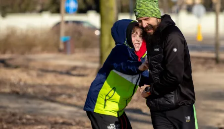 Międzypokoleniowy bieg w Parku Glazja