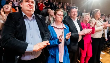 „Piękna i Bestia” w wykonaniu Teatru „Czy TAK, czy NIE?”