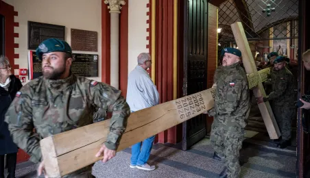 Droga Krzyżowa ulicami Torunia