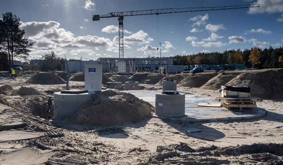 Budowa szkoły podstawowej przy ul. Grasera - stan prac na 4.11.2024 r.