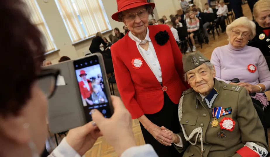 Spotkanie z toruńskim kombatantami w SP 14 w Toruniu, fot. Sławomir Kowalski