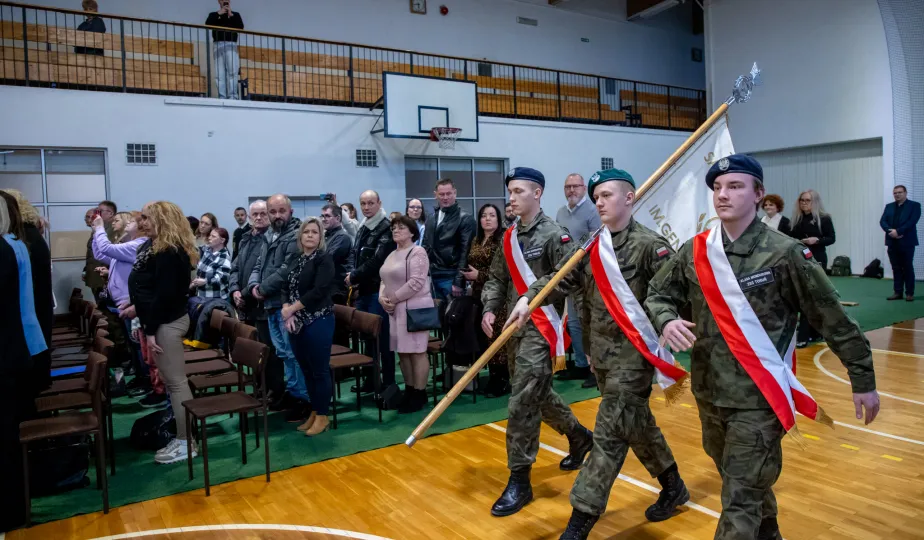 Otwarcie strzelnicy pneumatycznej w Zespole Szkół Samochodowych