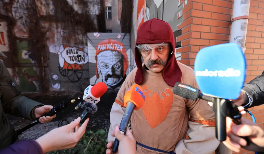 Legendy toruńskiej starówki na muralu