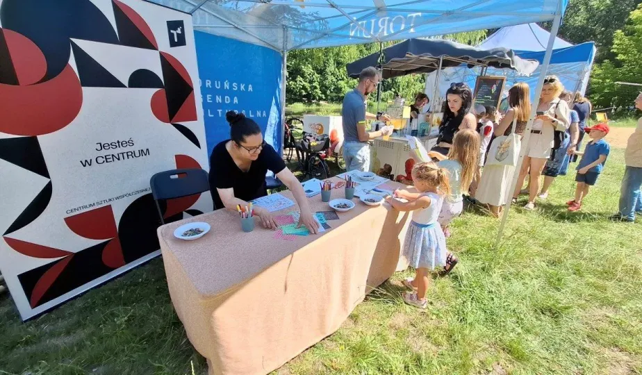 Kulturalne śniadanie nad Martówką